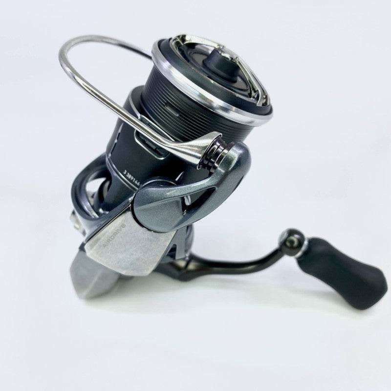 DAIWA 24 LUVIAS ST SF 1000S-P - Britannic Trade