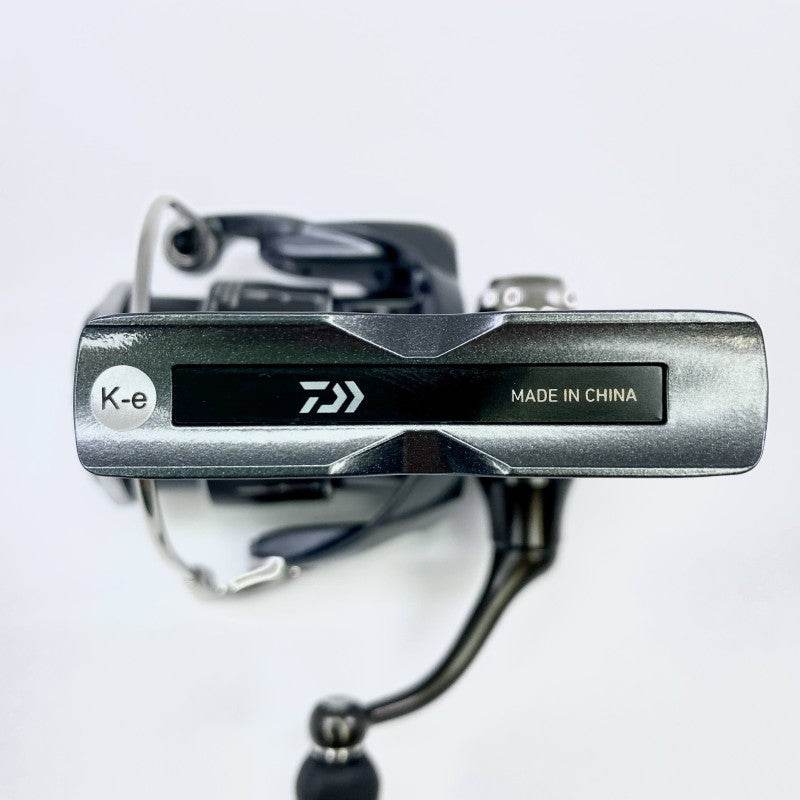 DAIWA 24 LUVIAS ST SF 1000S-P - Britannic Trade