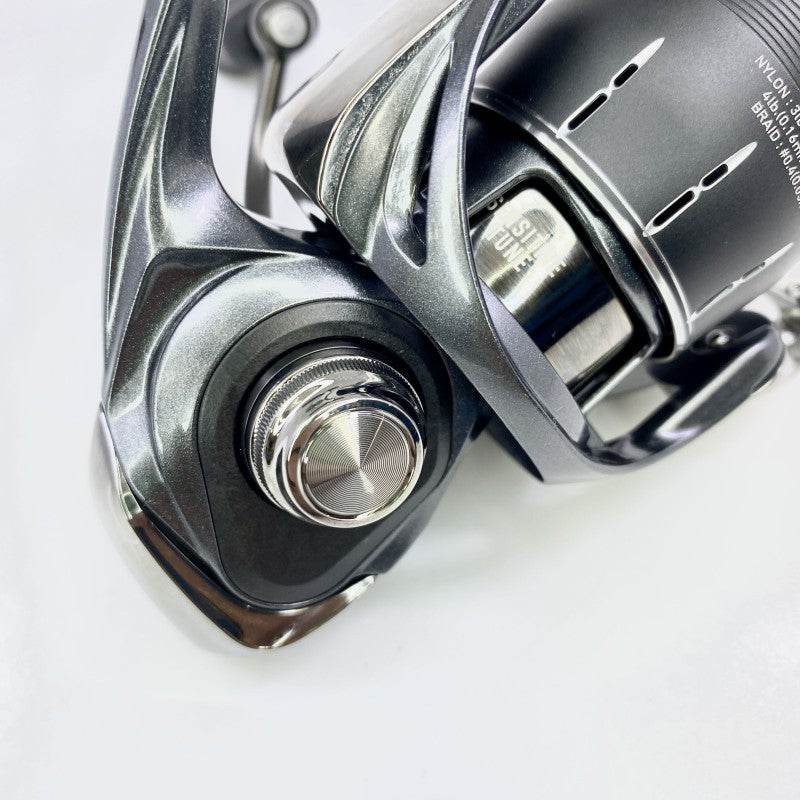 DAIWA 24 LUVIAS ST LT 2000S-P - Britannic Trade