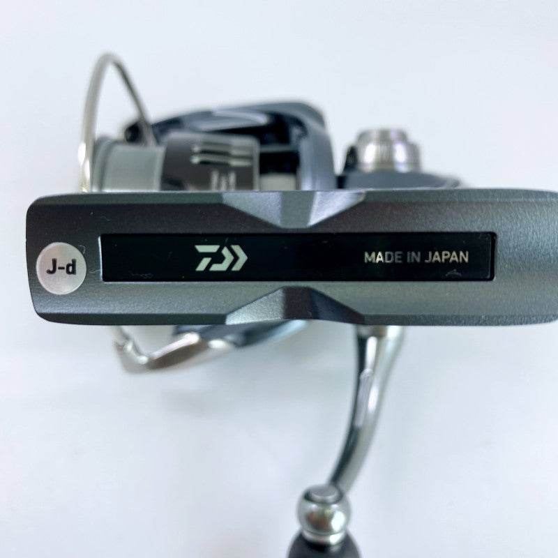 DAIWA 24 AIRITY ST SF 2000SS-P - Britannic Trade