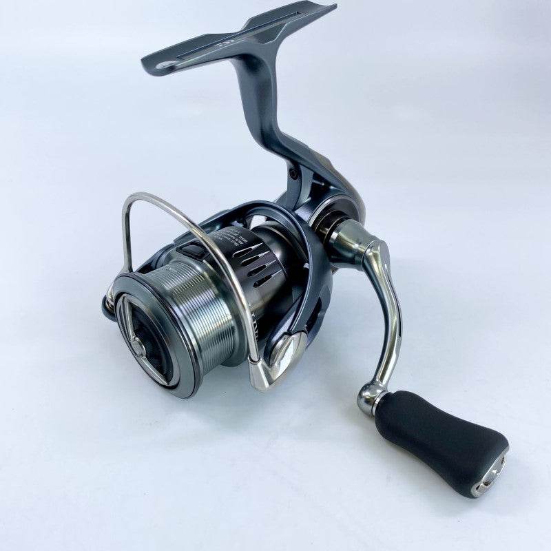 DAIWA 24 AIRITY ST LT2000S-P - Britannic Trade