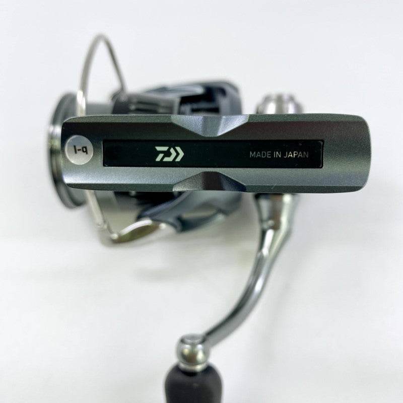 DAIWA 24 AIRITY ST LT2500S-XH-QD - Britannic Trade