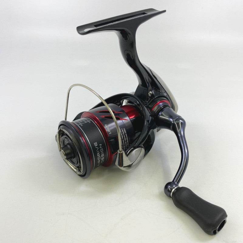 DAIWA 24 Gekka Bijin X LT 2000S-P - Britannic Trade