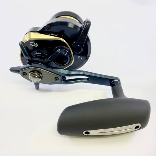 DAIWA SALTIGA 10 25 SALTIGA 10HL LEFT fishing reel — photo 2