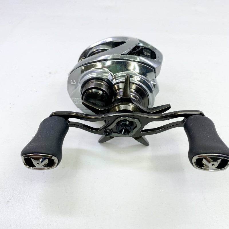 DAIWA 25 STEEZ LIMITED CT SV TW 70XH - Britannic Trade