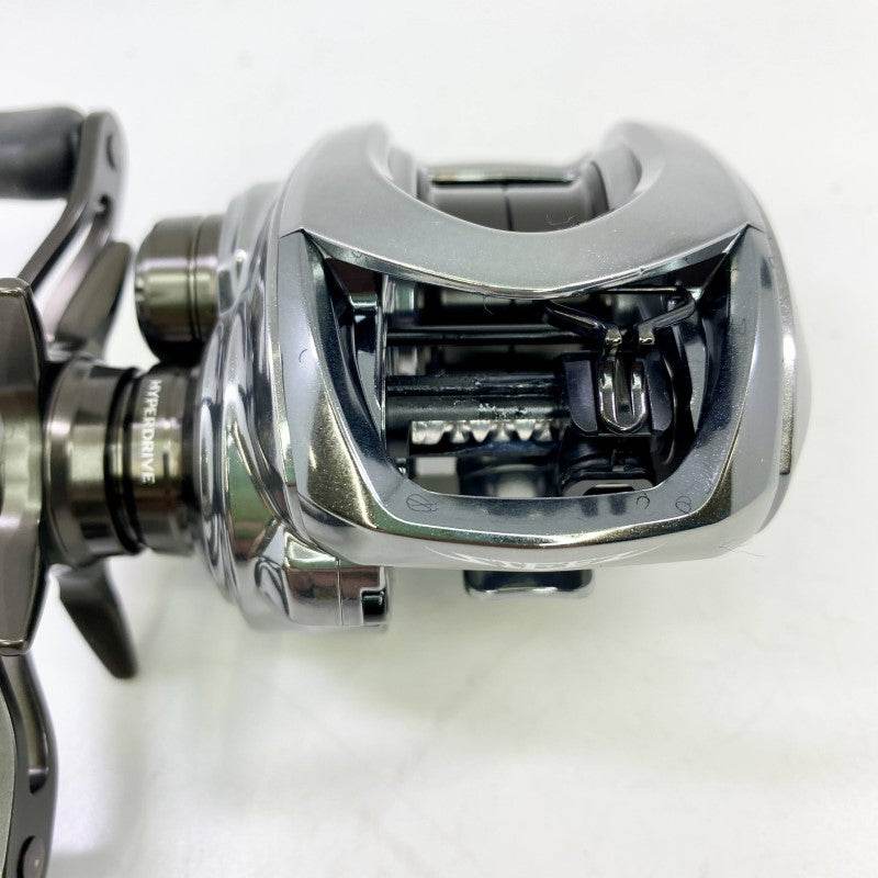 DAIWA 25 STEEZ LIMITED CT SV TW 70XH - Britannic Trade