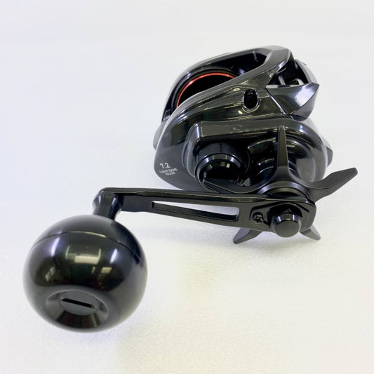 DAIWA 25 LIGHT GAME RX 400H RIGHT fishing reel — photo 2