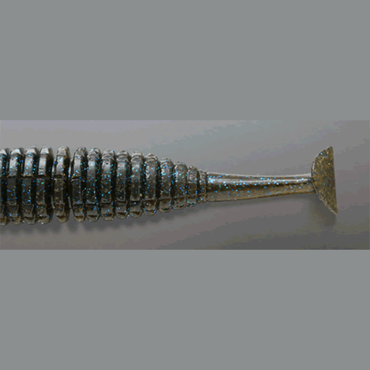 issei CARAMEL SHAD 4" (6 pcs/pack) #31 GURIPAN BLUE FLAKE