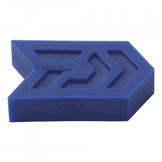 DAIWA LINE KEEPER with THREADER (2 pcs / pack) BLUE - Britannic Trade