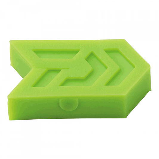 DAIWA LINE KEEPER with THREADER (2 pcs / pack) GREEN - Britannic Trade