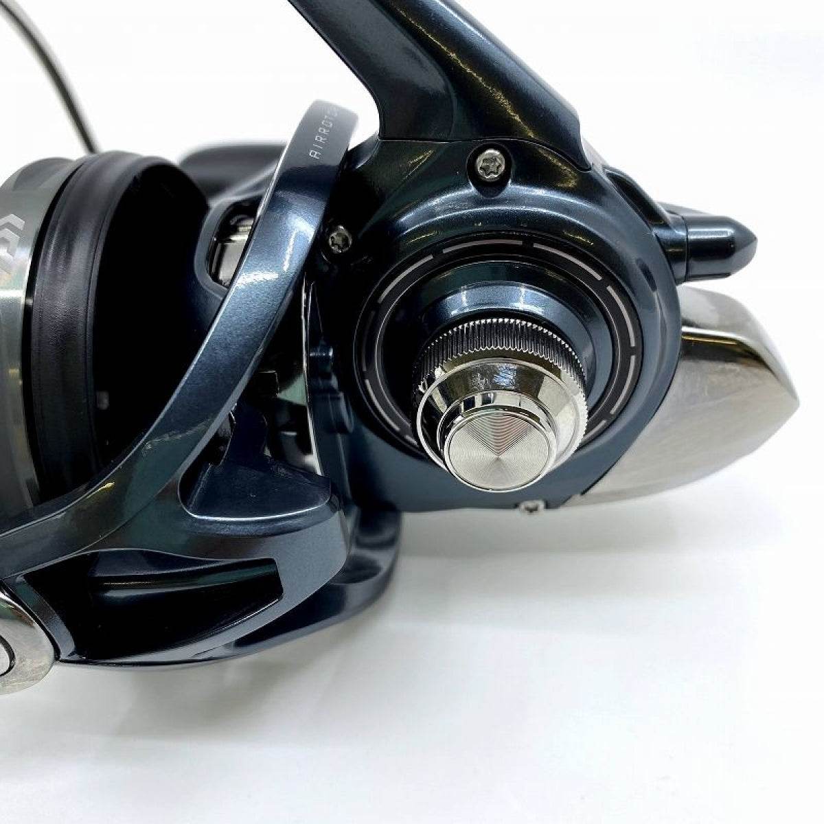 DAIWA 18 POWERSURF SS 4000 QD - Britannic Trade