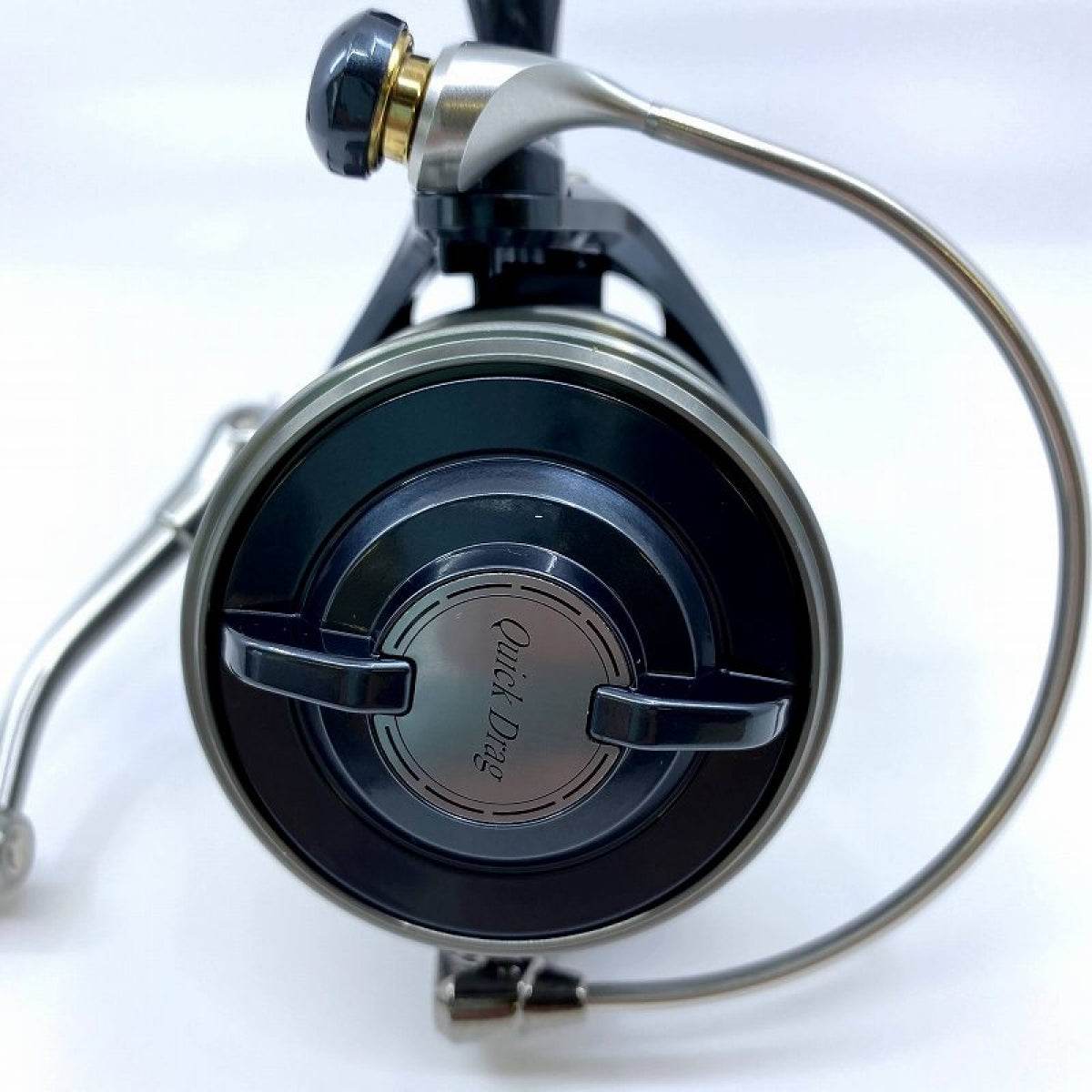 DAIWA 18 POWERSURF SS 4000 QD - Britannic Trade
