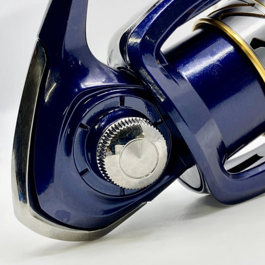 DAIWA CREST 20 CREST LT 2000S fishing reel — photo 2