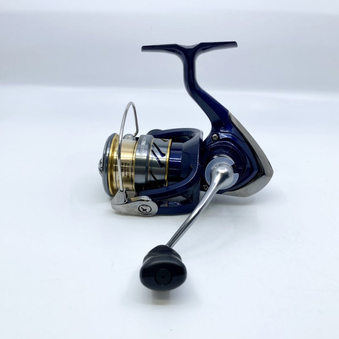 DAIWA 20 CREST LT 2500 fishing reel