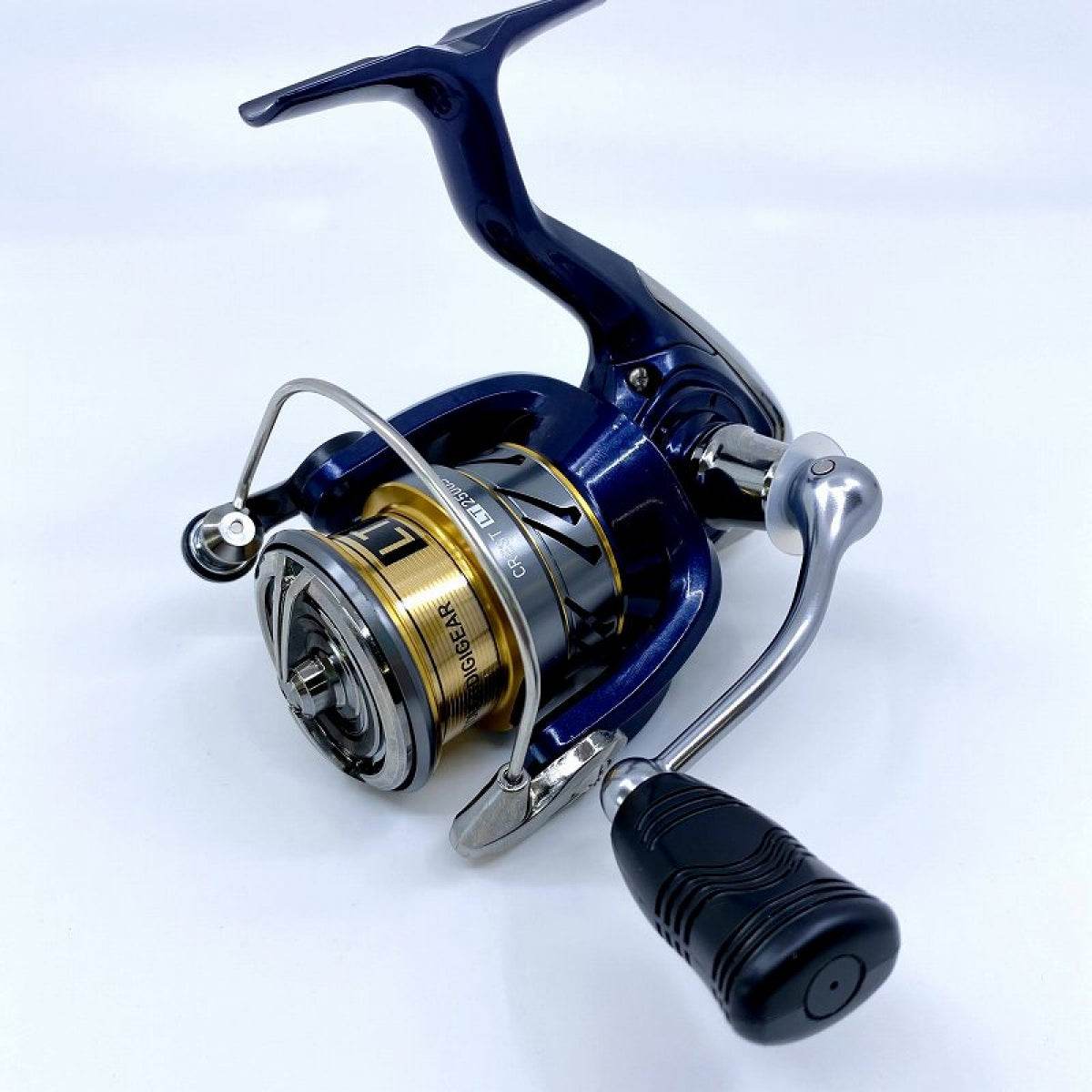 DAIWA 20 CREST LT 2500S-XH - Britannic Trade