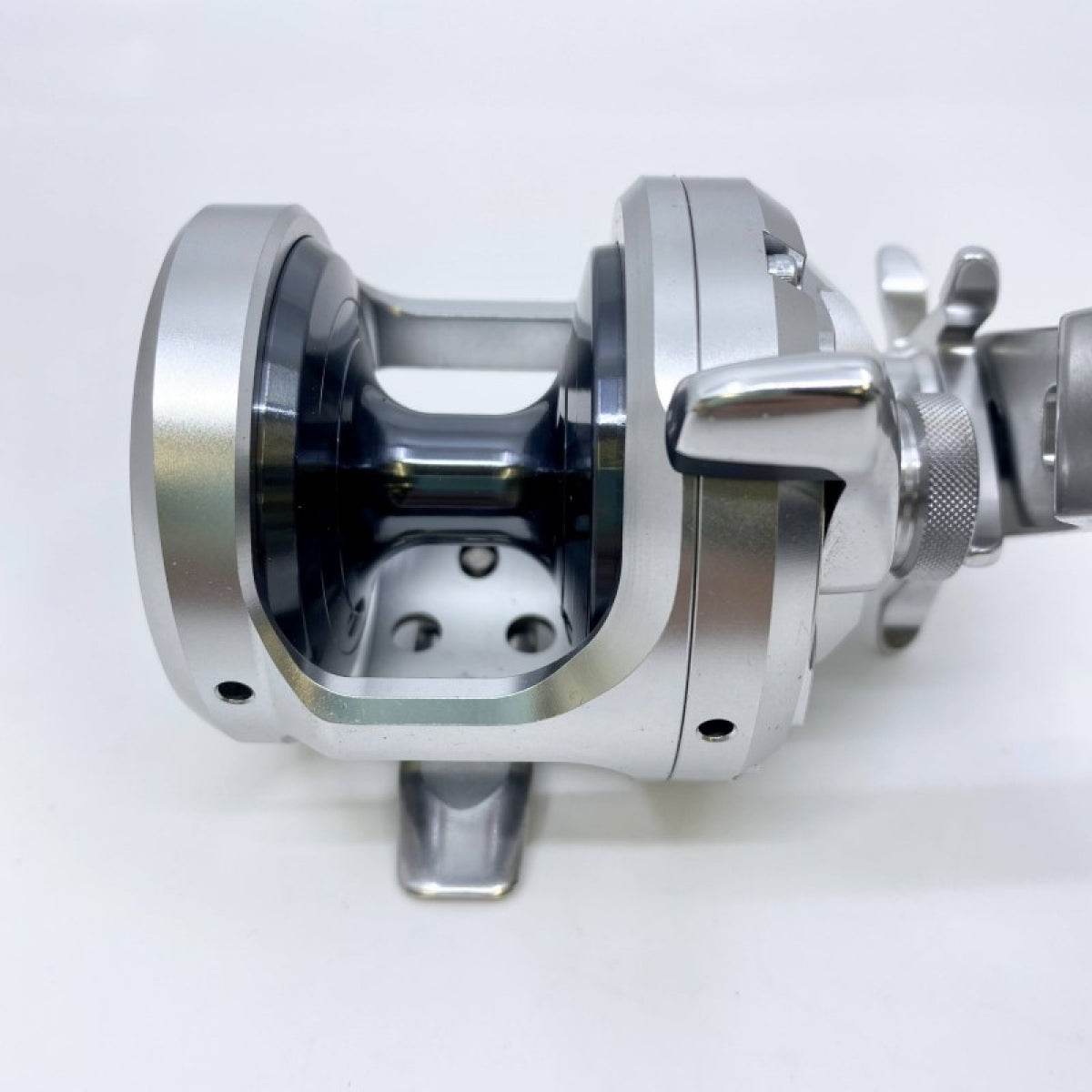 SHIMANO 17 OCEA JIGGER 1500HG - Britannic Trade