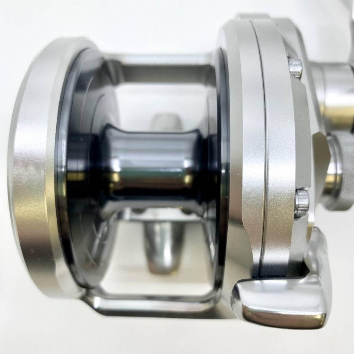 SHIMANO 20 OCEA JIGGER 4000 - Britannic Trade