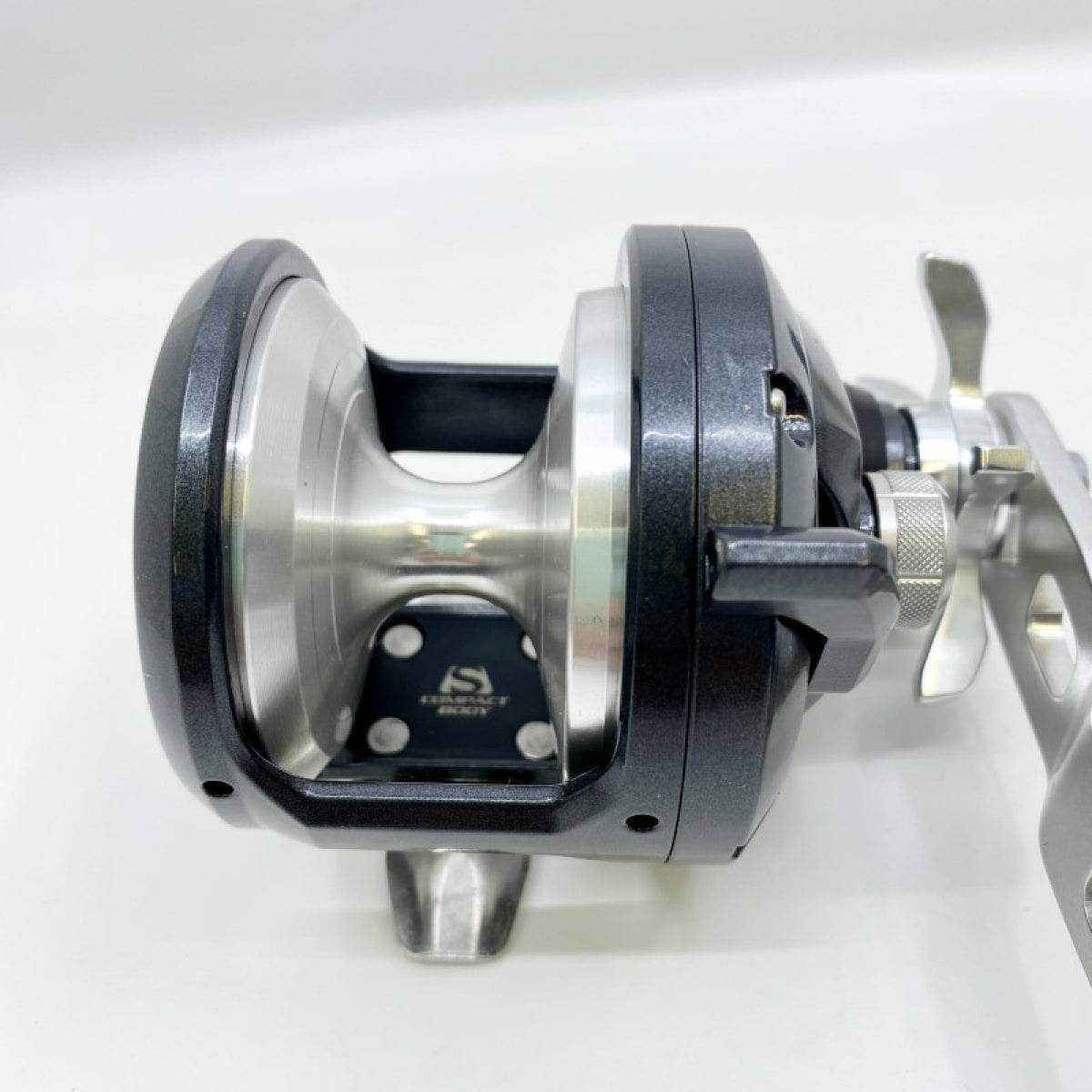 SHIMANO 20 TORIUM 2000PG - Britannic Trade
