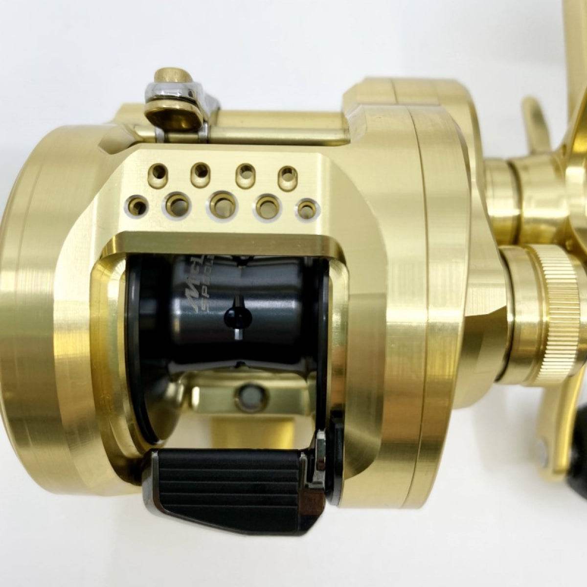 SHIMANO 21 CALCUTTA CONQUEST 200 - Britannic Trade