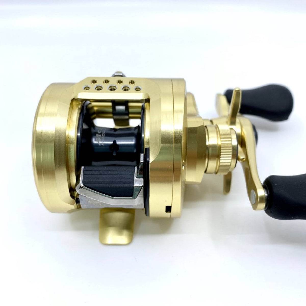 SHIMANO 21 CALCUTTA CONQUEST 200HG - Britannic Trade