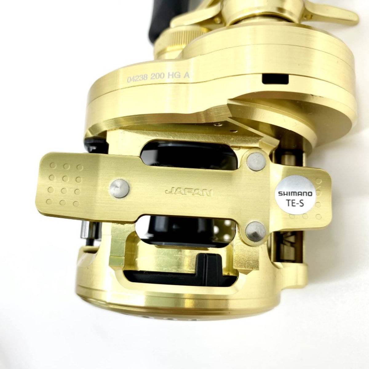 SHIMANO 21 CALCUTTA CONQUEST 200HG - Britannic Trade