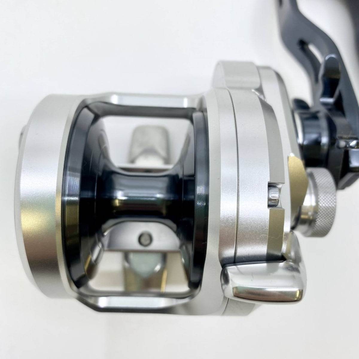 SHIMANO 21 OCEA JIGGER 1500XG - Britannic Trade