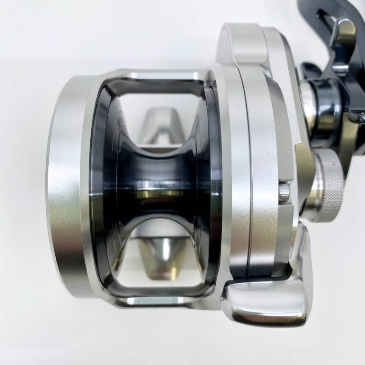 SHIMANO 21 OCEA JIGGER 2000NR-XG - Britannic Trade