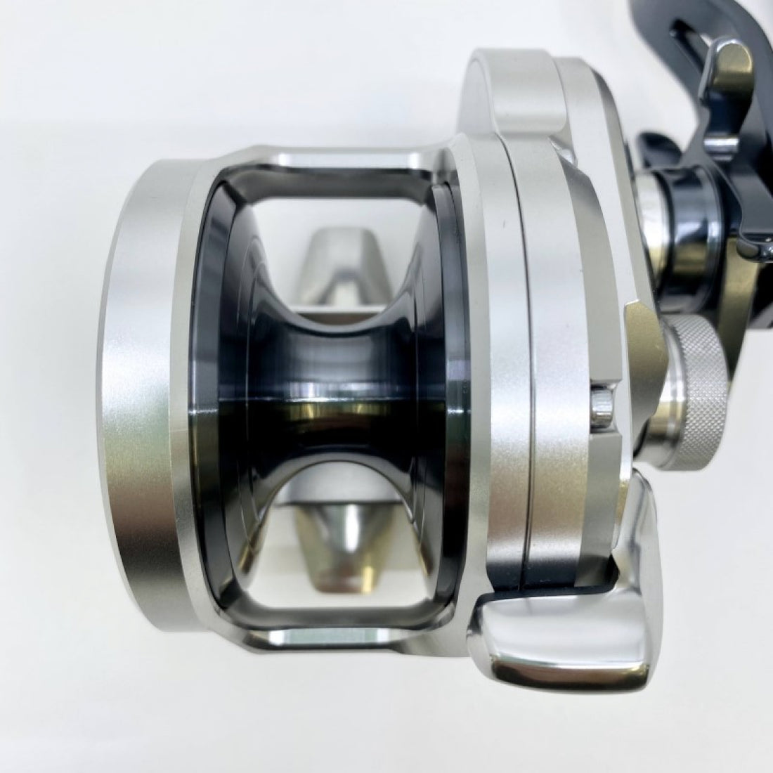 SHIMANO 21 OCEA JIGGER 2000NR-XG RIGHT
