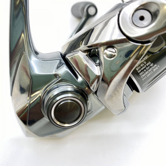 SHIMANO 22 STELLA C2000SHG fishing reel — photo 2