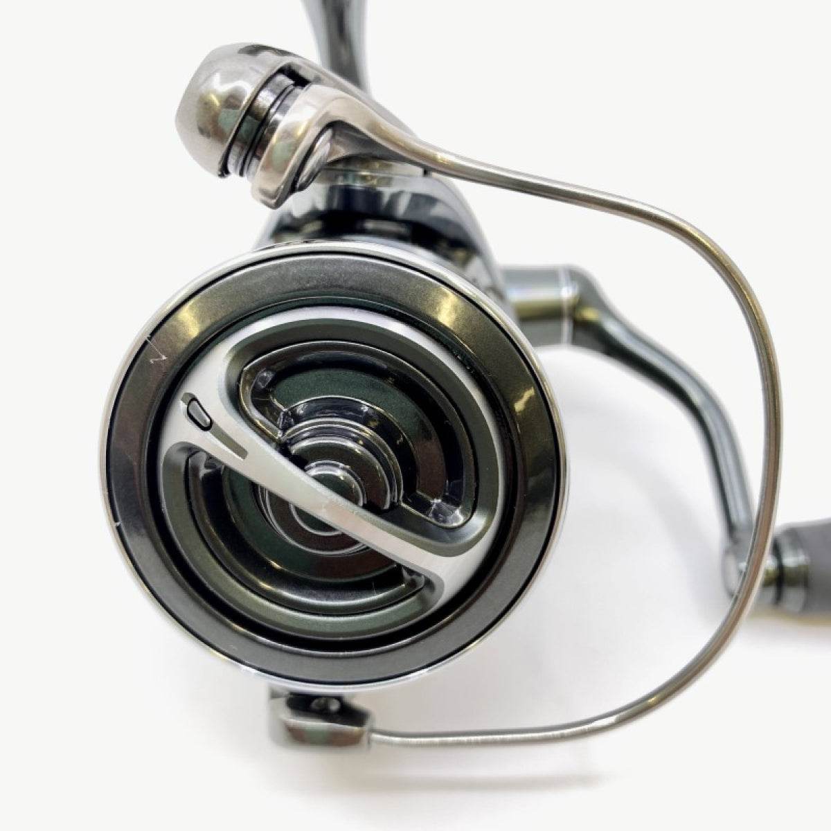 SHIMANO 22 STELLA C2500S - Britannic Trade
