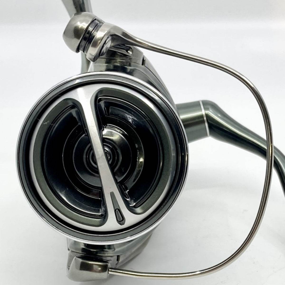 SHIMANO 22 STELLA C3000MHG - Britannic Trade