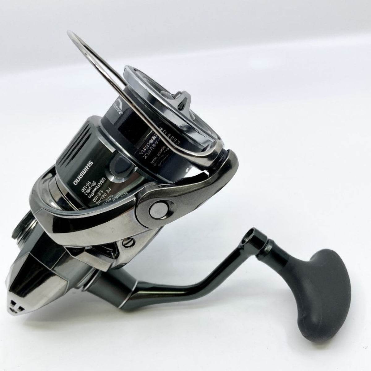 SHIMANO 22 STELLA C3000MHG - Britannic Trade