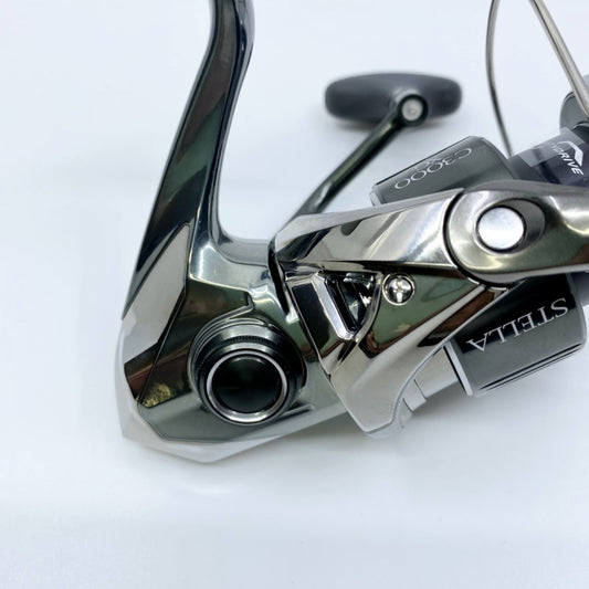 SHIMANO STELLA 22 STELLA C3000XG fishing reel — photo 2