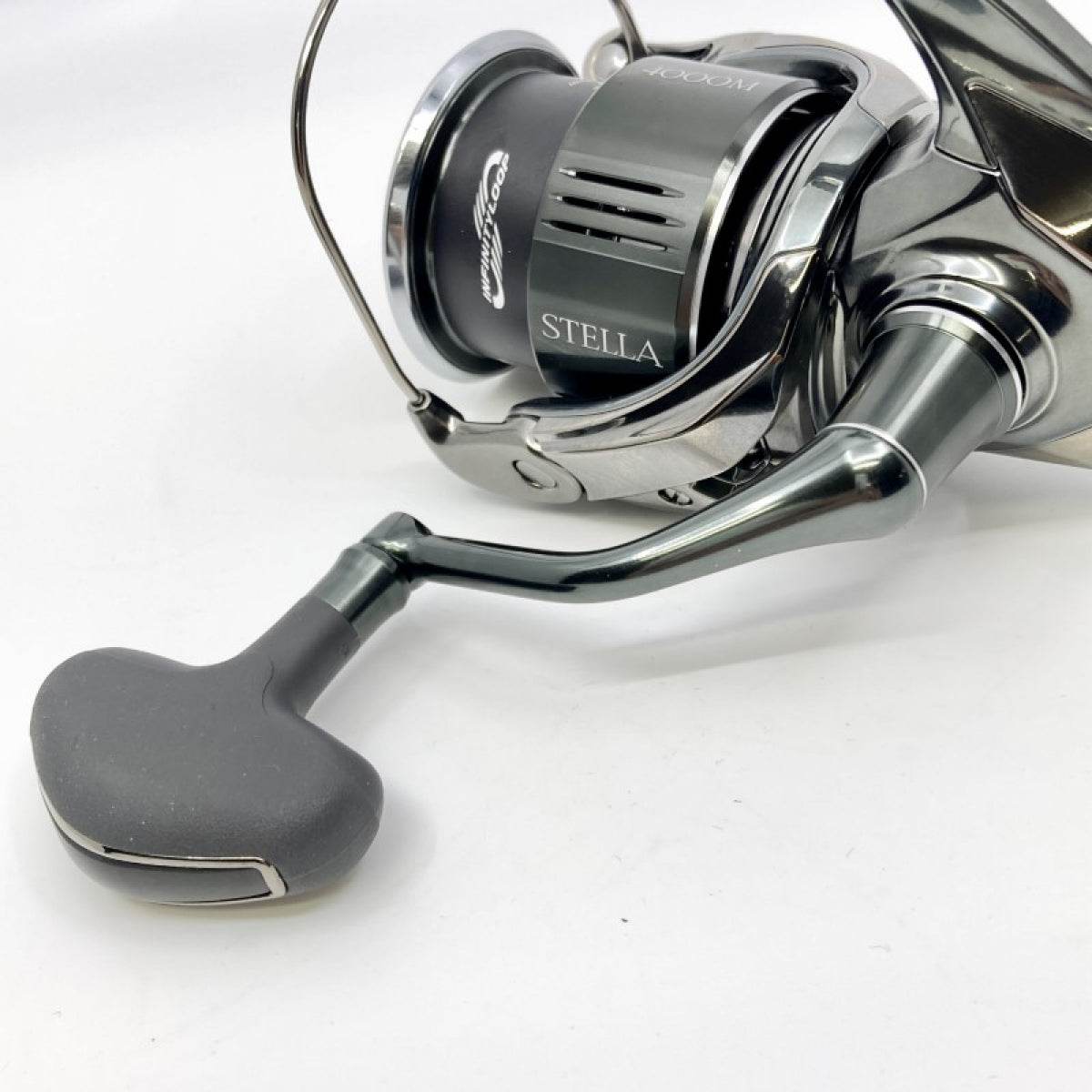 SHIMANO 22 STELLA 4000M - Britannic Trade