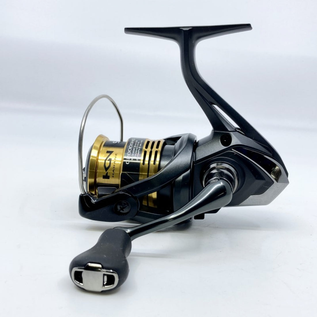SHIMANO 22 SAHARA C2000SHG fishing reel