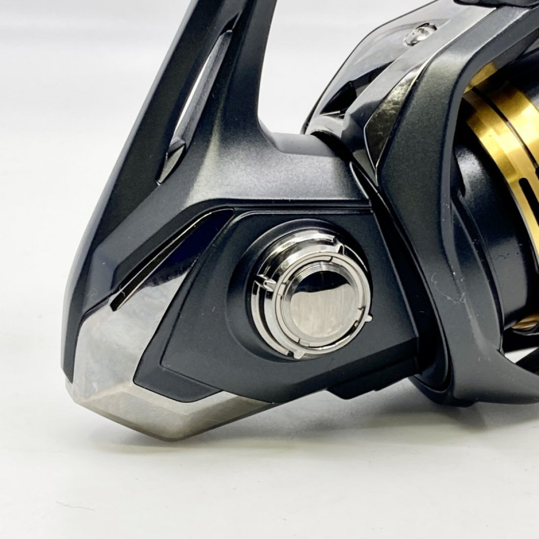 SHIMANO 22 SAHARA C2000SHG fishing reel — photo 2