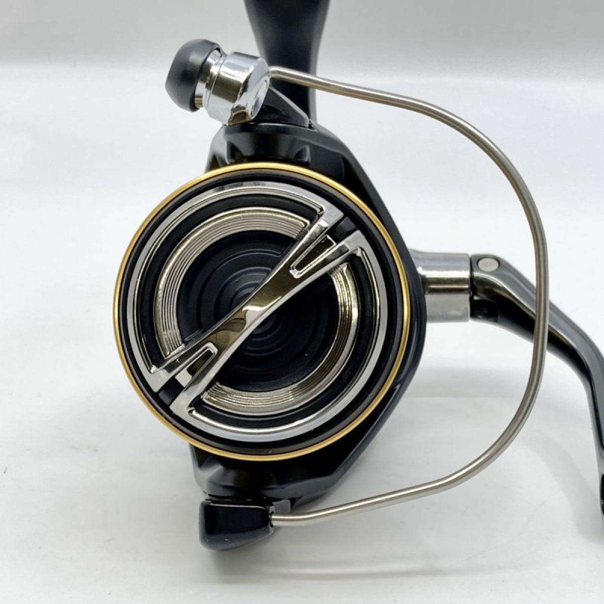SHIMANO 22 SAHARA 2500 - Britannic Trade