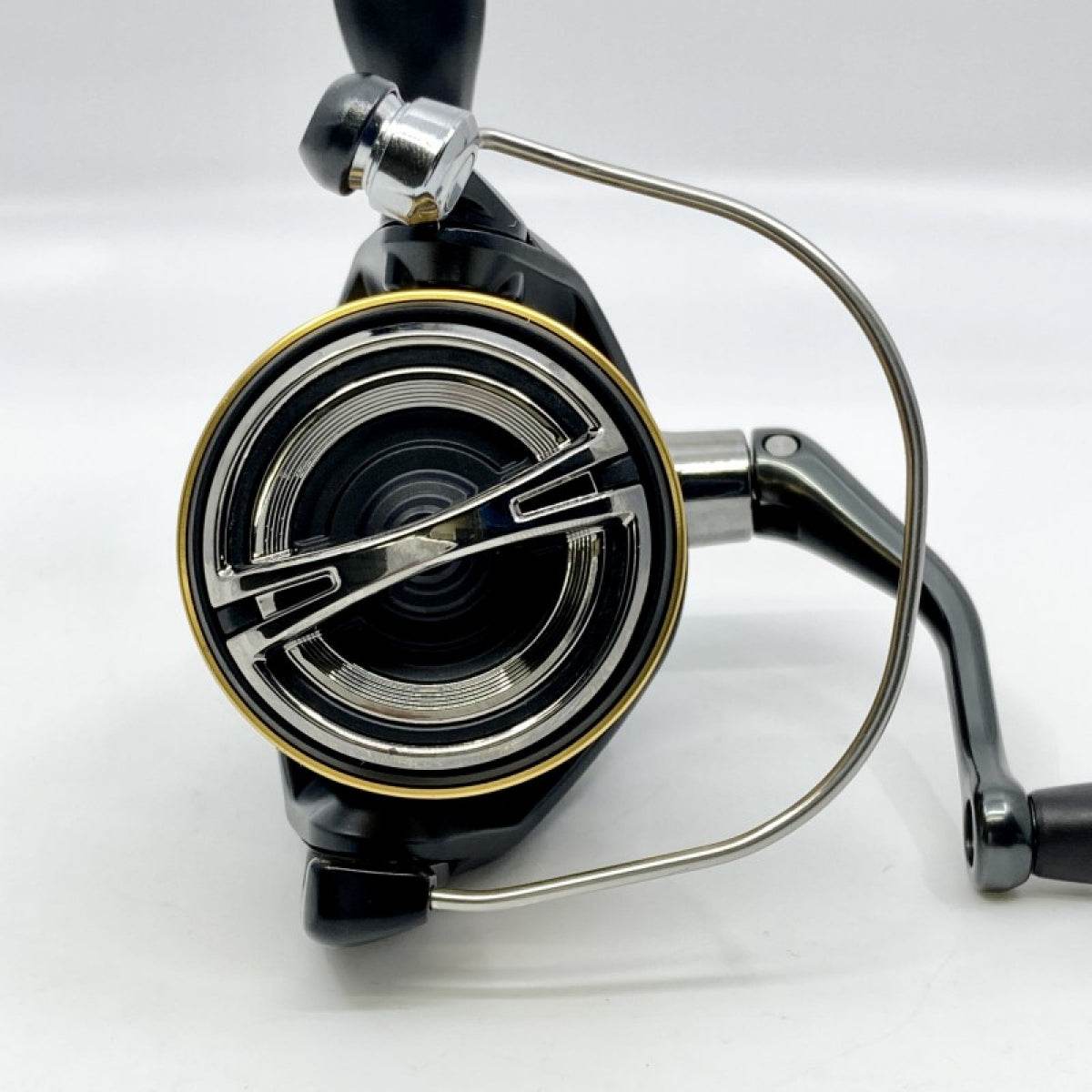 SHIMANO 22 SAHARA C3000HG - Britannic Trade