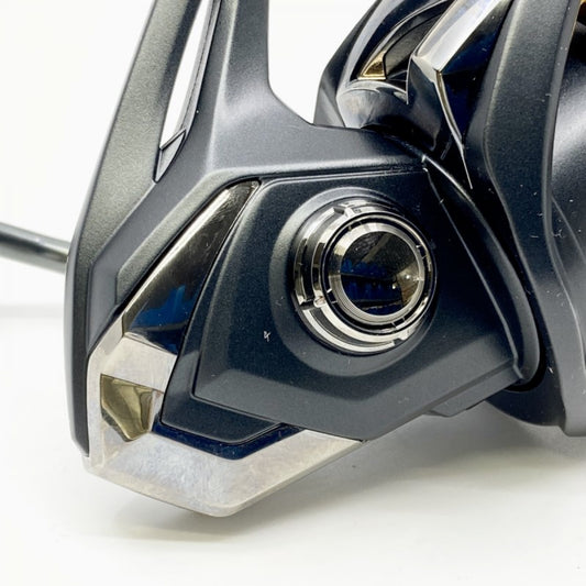 SHIMANO 22 SAHARA 4000 fishing reel — photo 2