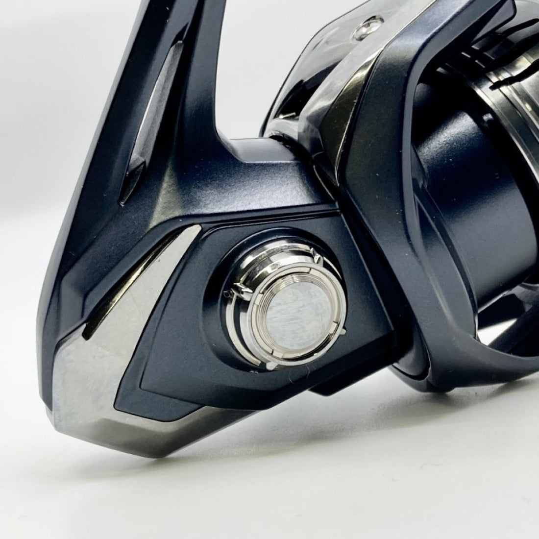 SHIMANO MIRAVEL 22 MIRAVEL 1000 fishing reel — photo 2