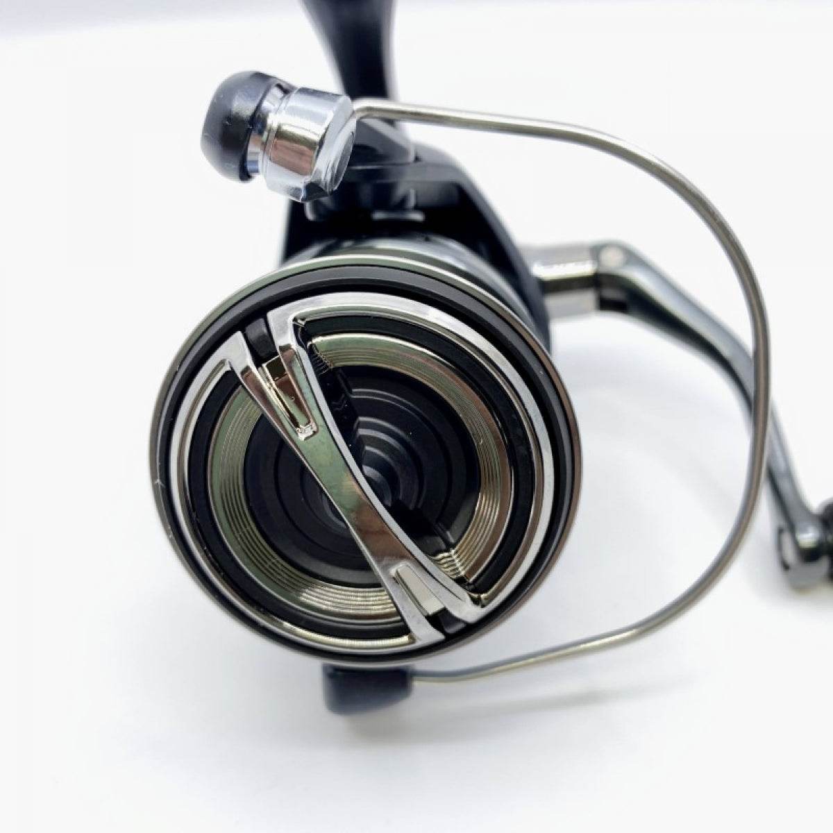 SHIMANO 22 MIRAVEL 2500S - Britannic Trade