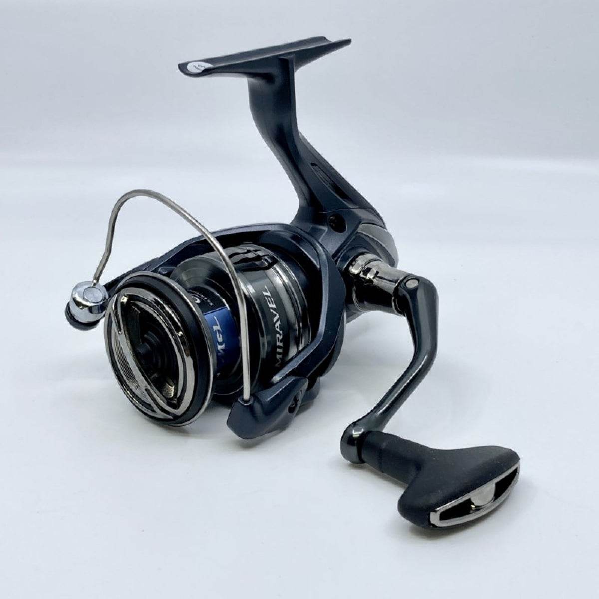 SHIMANO 22 MIRAVEL C3000HG - Britannic Trade