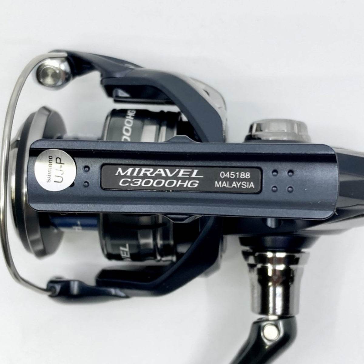 SHIMANO 22 MIRAVEL C3000HG - Britannic Trade