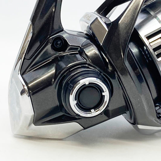 SHIMANO 23 VANQUISH C2000SHG fishing reel — photo 2