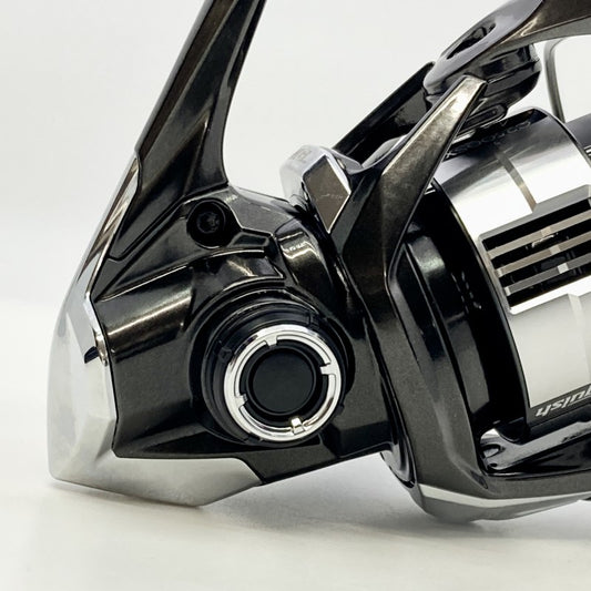 SHIMANO 23 VANQUISH C2500SXG fishing reel — photo 2