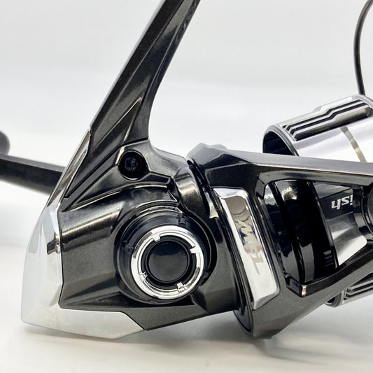 SHIMANO 23 VANQUISH C3000SDH fishing reel — photo 2
