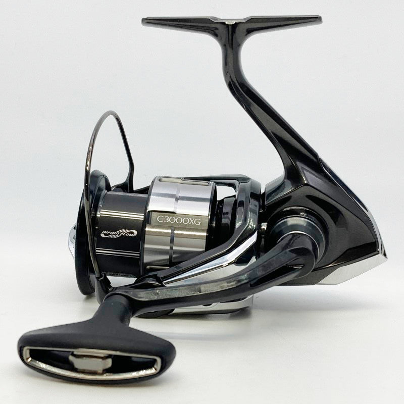 SHIMANO 23 VANQUISH C3000XG fishing reel