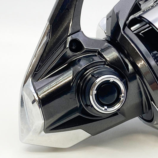 SHIMANO 23 VANQUISH C5000XG fishing reel — photo 2