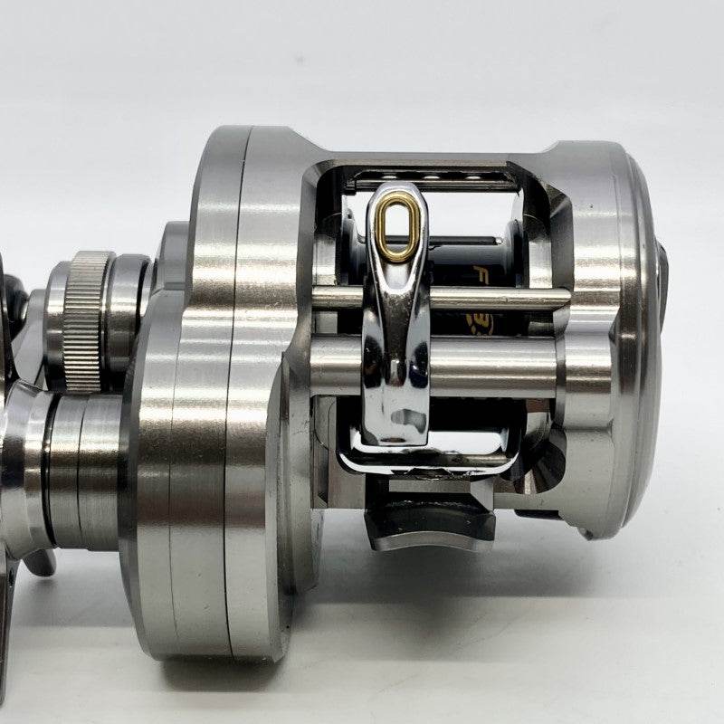 SHIMANO 23 CALCUTTA CONQUEST BFS XG - Britannic Trade