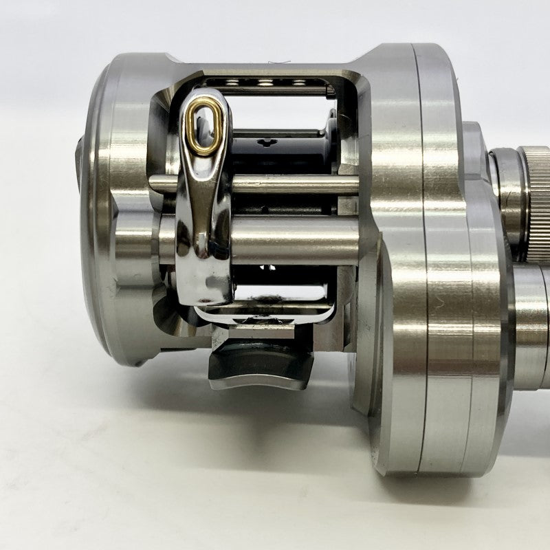 SHIMANO 23 CALCUTTA CONQUEST BFS XG LEFT